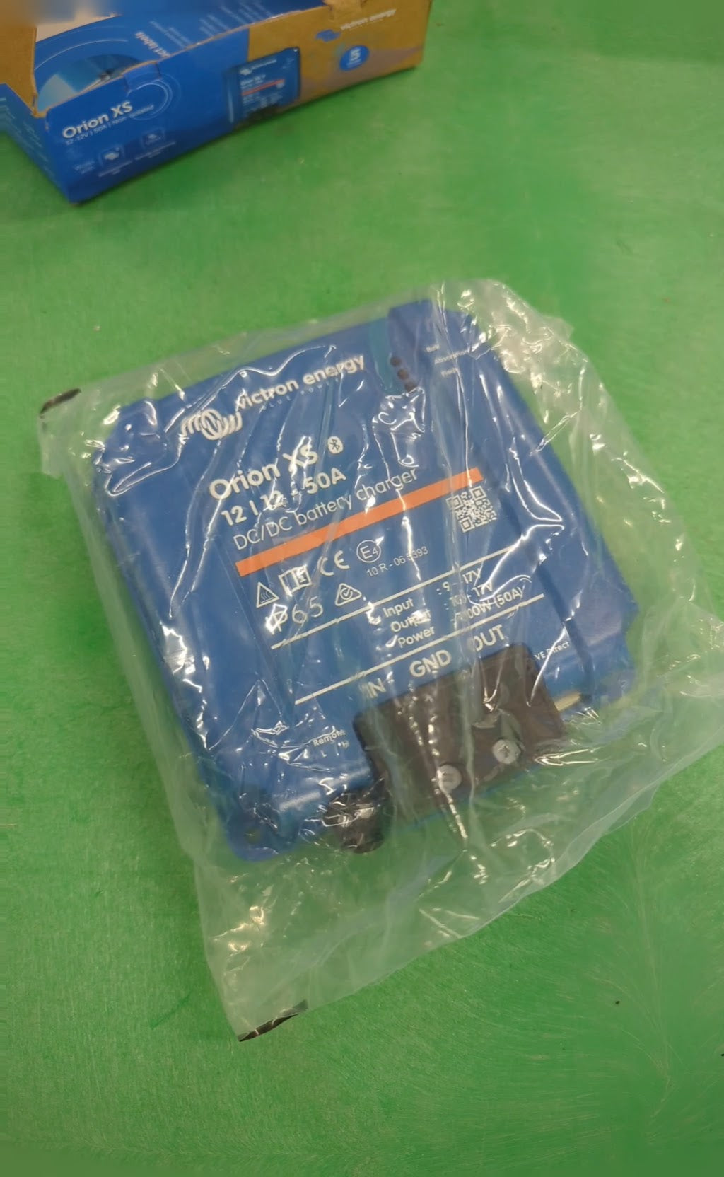 Victron - Orion XS 12/12-50 DC/DC Charger - yard sale