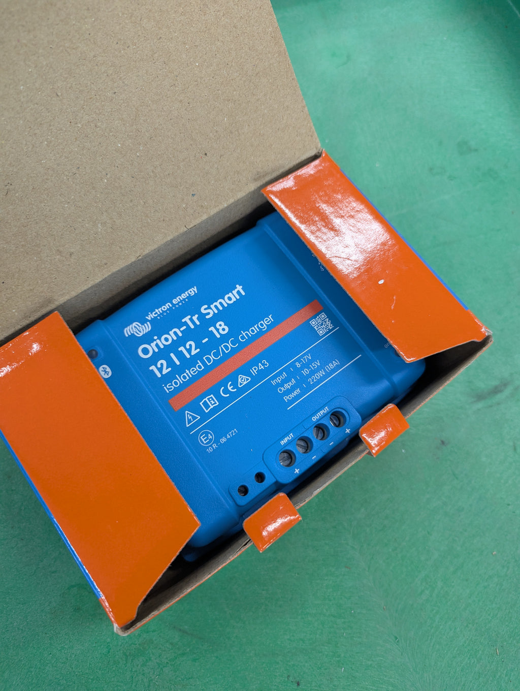Victron - Orion-Tr-Smart 12/12-18 DC/DC Charger - yard sale